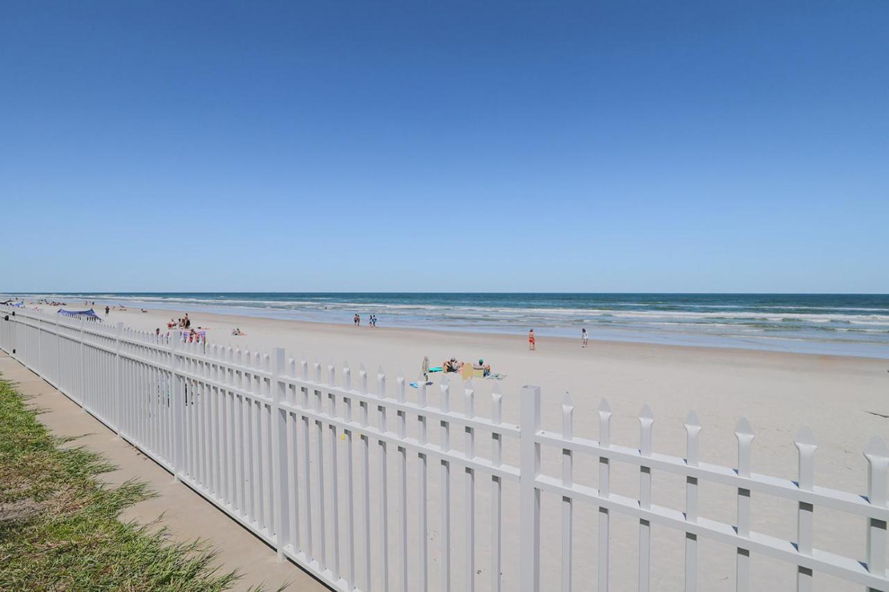 Coastal Waters Hotel New Smyrna Beach Exterior photo